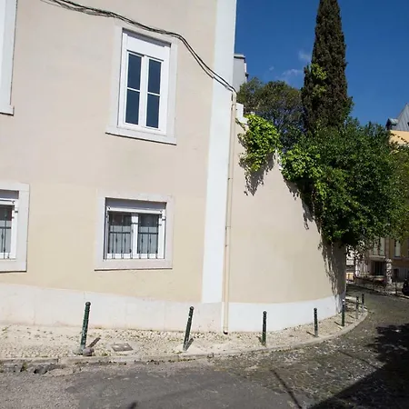 Buganvilia House *